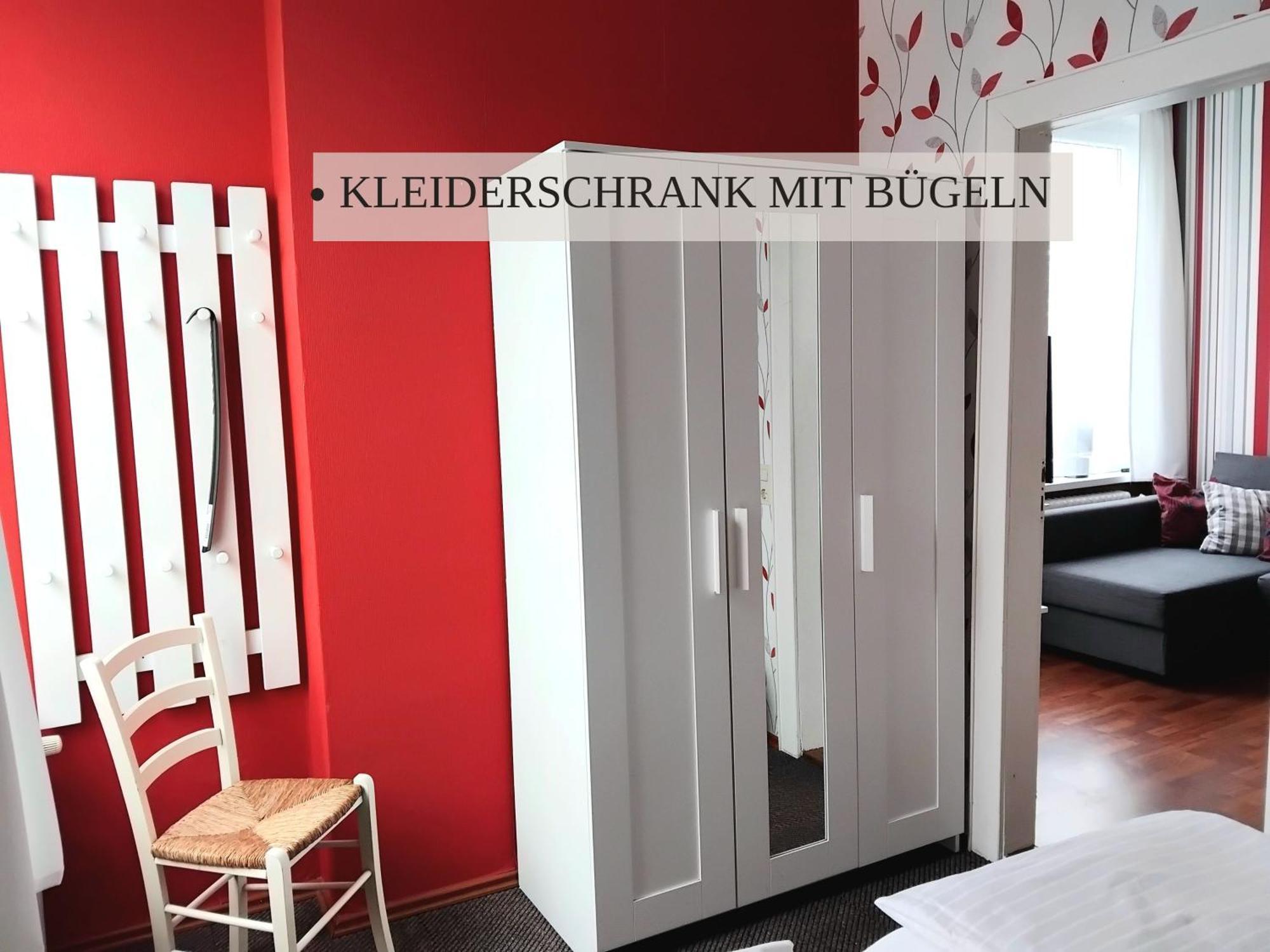 Haus Krabbe Apartments, Zentral Gelegen Im Idyllischen Nordseeort Zwischen Bremerhaven Und Cuxhaven, Hunde Kostenfrei Willkommen, Hauseigene Kostenfreie Parkplaetze Wremen Extérieur photo